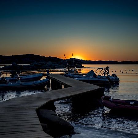 Camping Baia Saraceno Hotel Palau Ngoại thất bức ảnh
