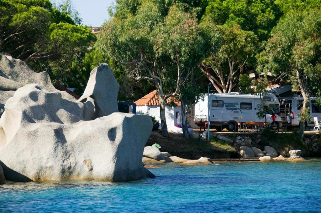 Camping Baia Saraceno Hotel Palau Ngoại thất bức ảnh