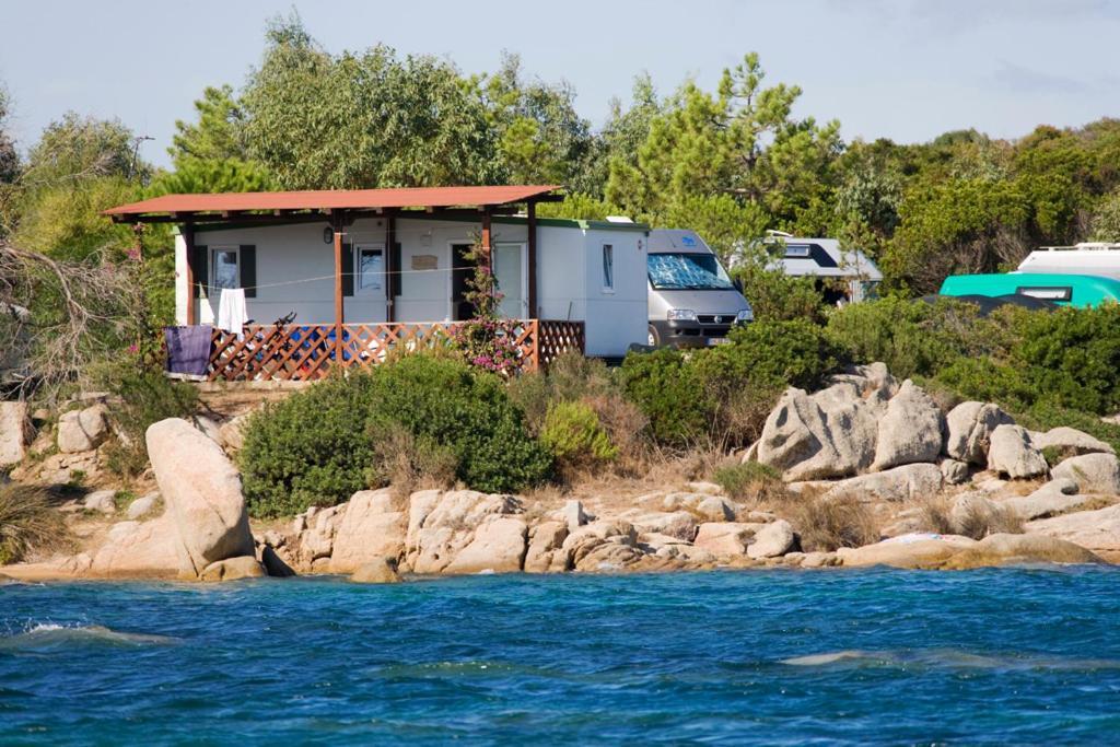 Camping Baia Saraceno Hotel Palau Phòng bức ảnh