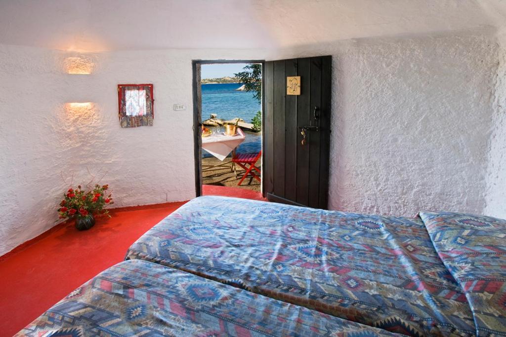 Camping Baia Saraceno Hotel Palau Phòng bức ảnh